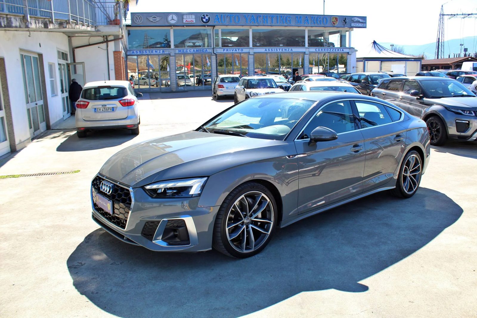 Auto Yachting Mango — Concessionaria a Padula (SA)