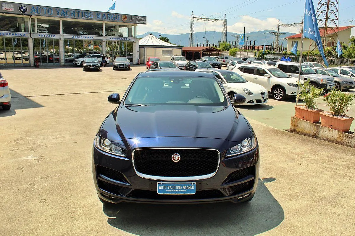 JAGUAR - F-Pace - 2.0 D 180 CV AWD aut. Portfolio