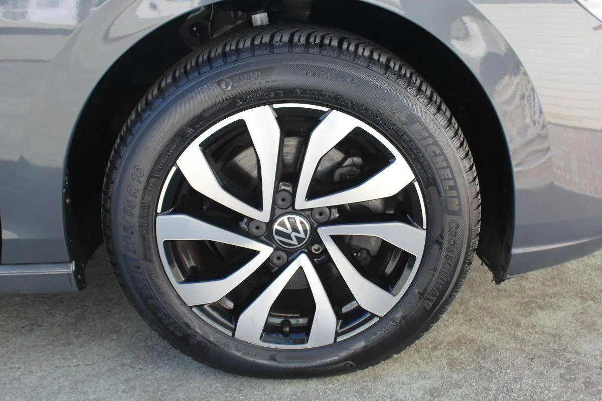 VOLKSWAGEN - Golf -VIII 2.0 TDI SCR Style 115CV