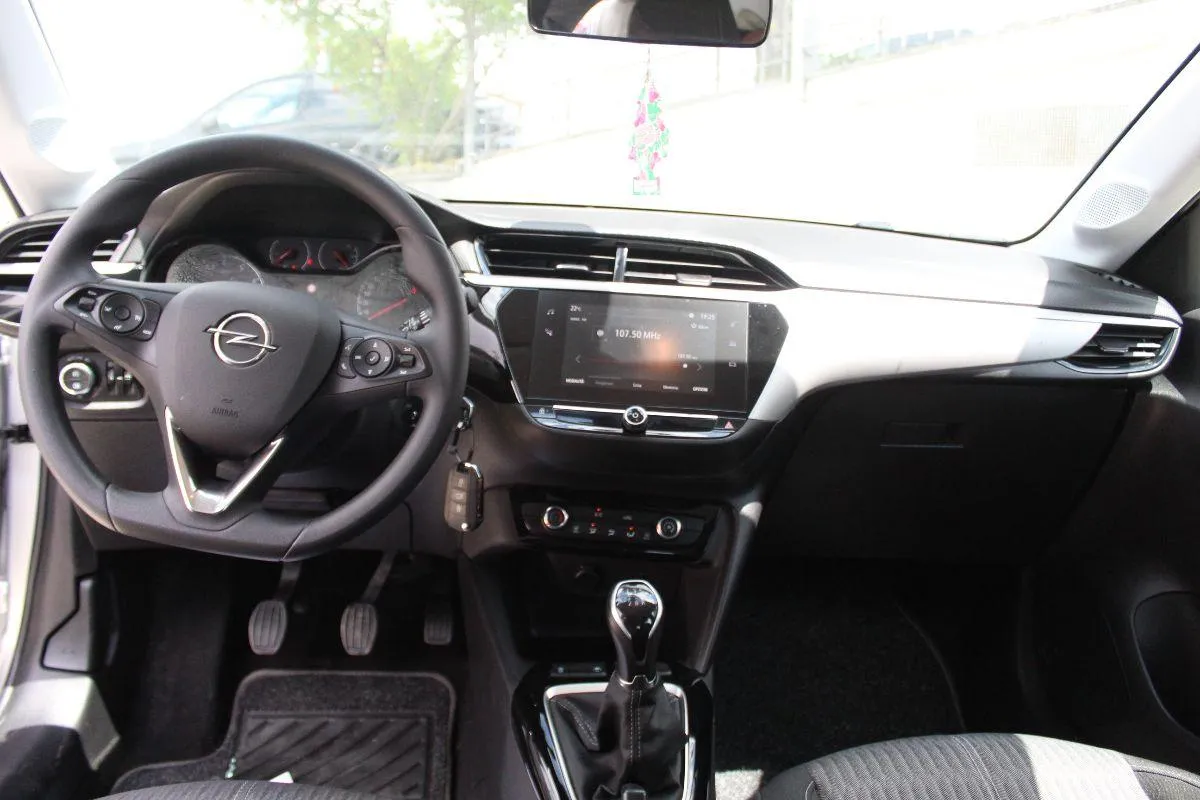 OPEL - Corsa - 1.2 Edition
