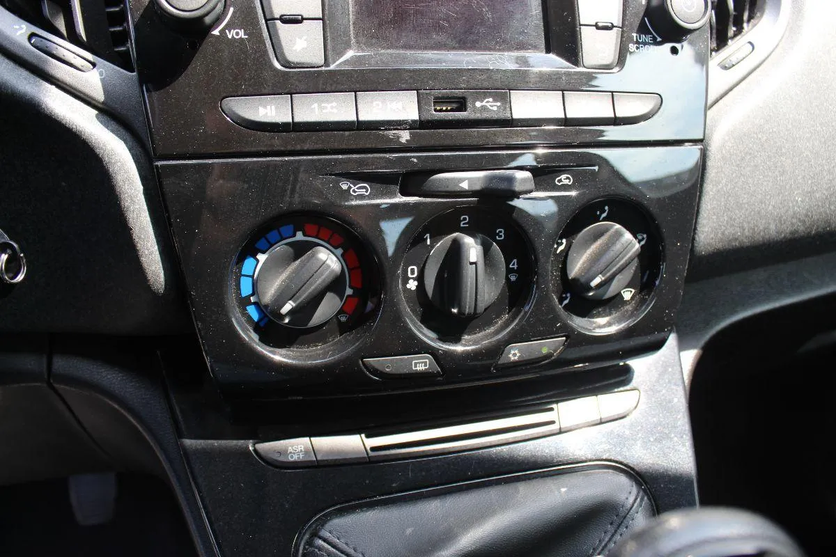 LANCIA - Ypsilon - 1.0 FireFly 5p.S&S Hybrid Silver