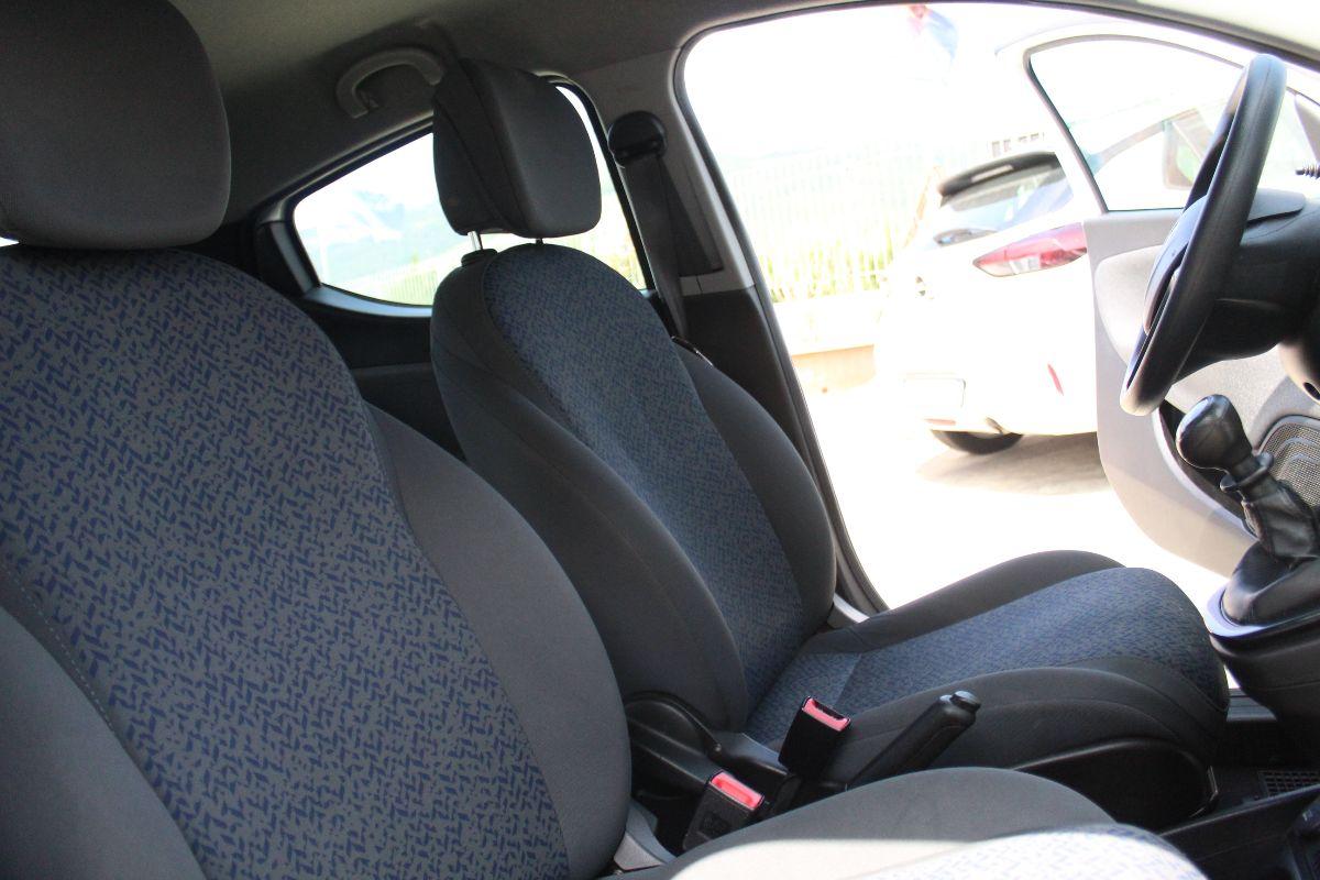 LANCIA - Ypsilon - 1.0 FireFly 5p.S&S Hybrid Silver