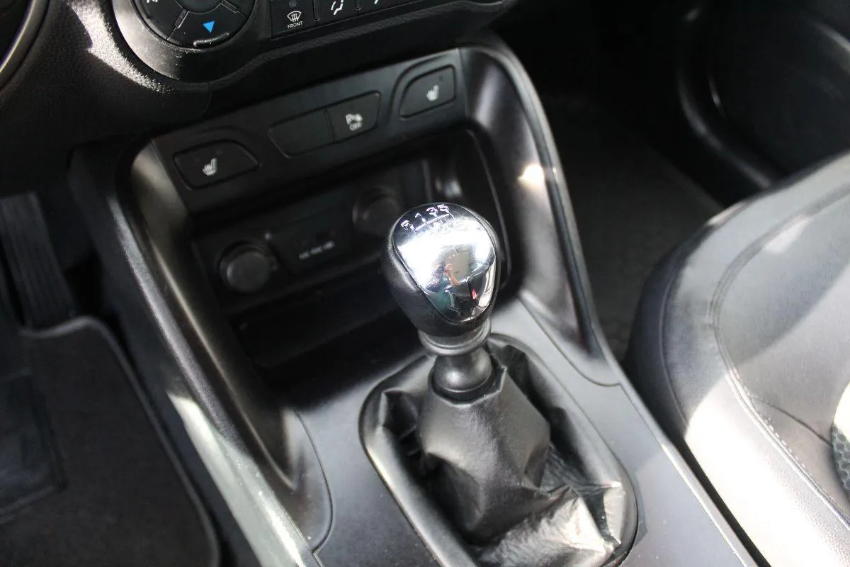 HYUNDAI - iX35 - 1.7 CRDi 2WD Style
