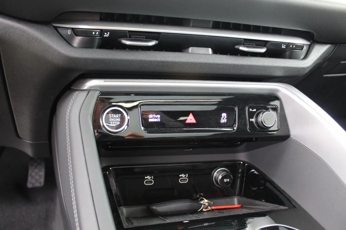AUDI - Q5 - 2.0 tdi mhev+ Business quattro 204cv s-tronic
