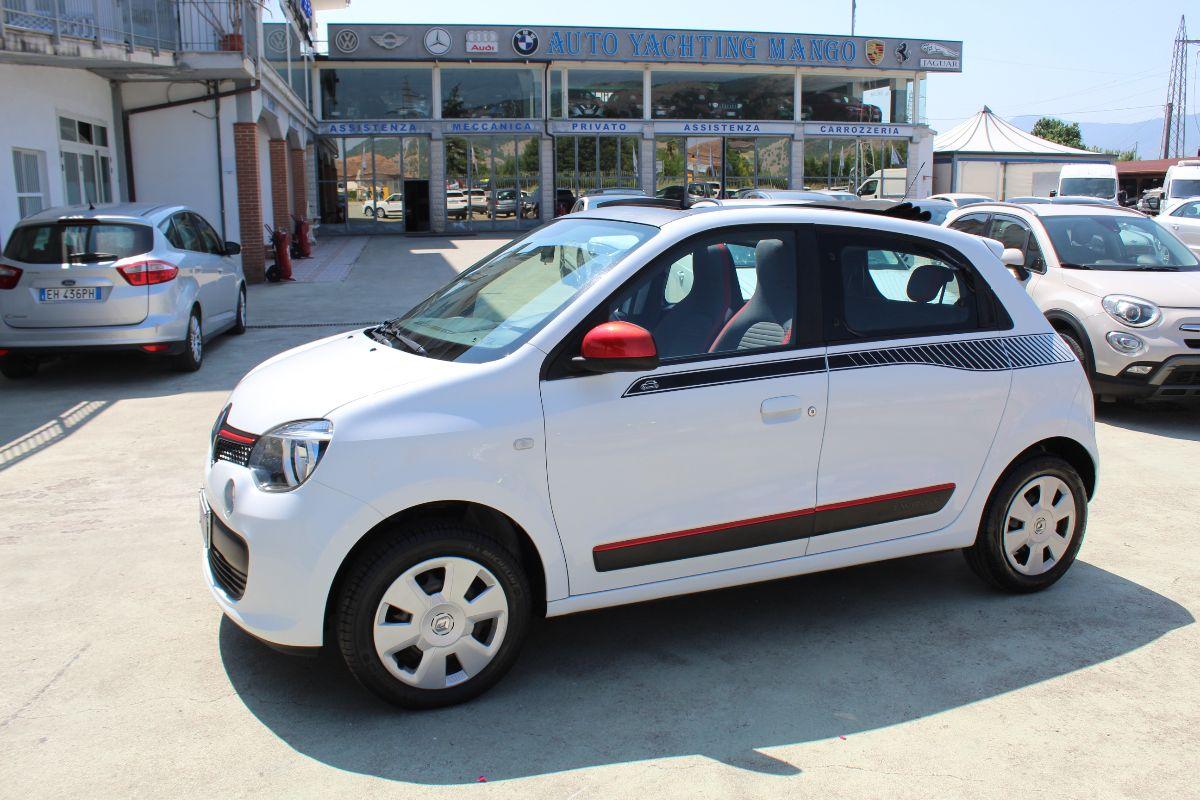 RENAULT Twingo usata - vista esterna | Auto Yachting Mango Padula