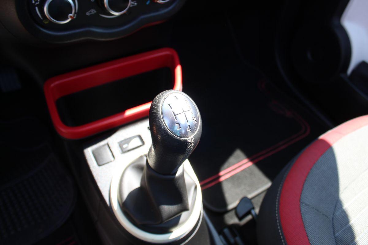 RENAULT Twingo usata - foto 16 | Auto Yachting Mango Padula