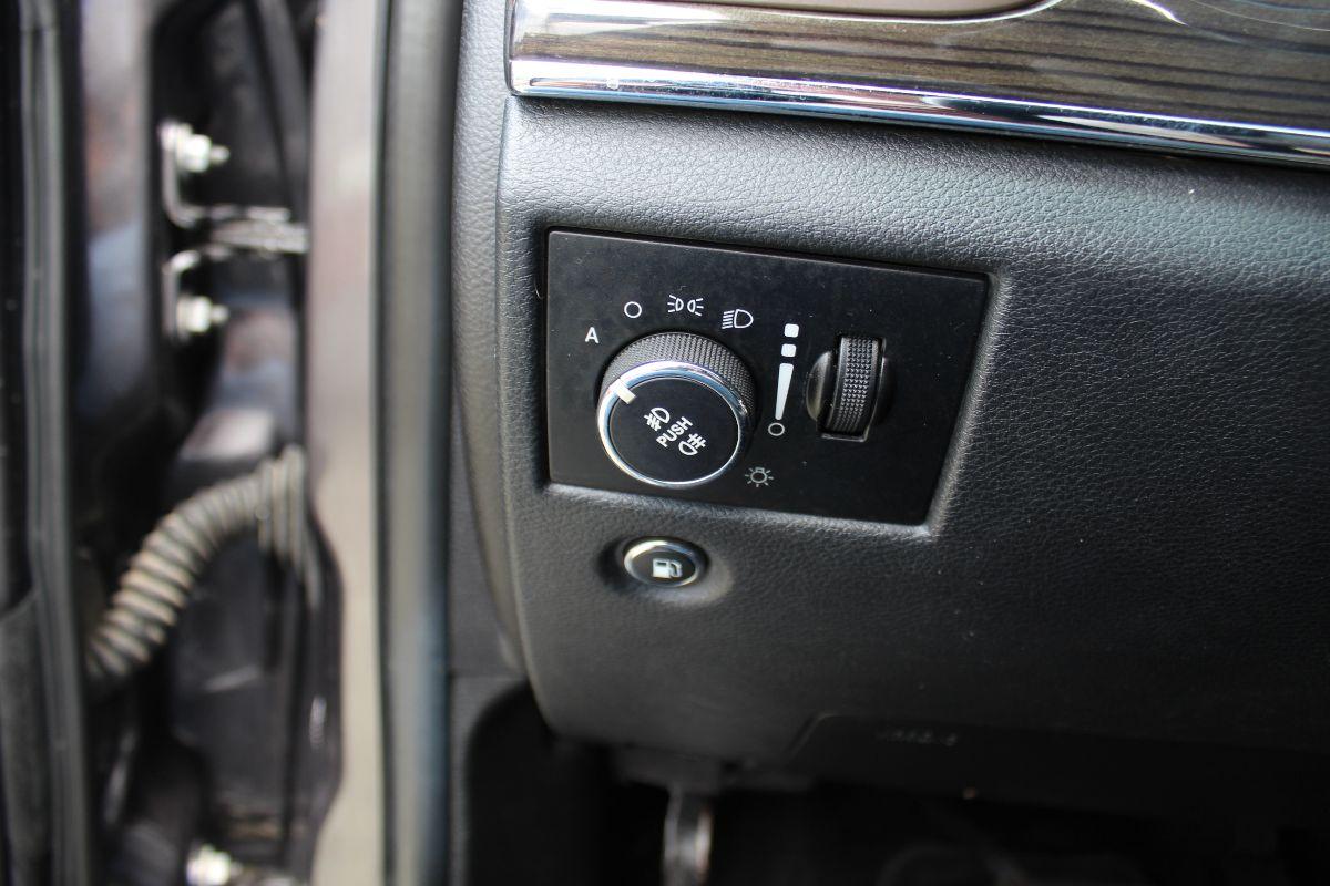 JEEP Grand Cherokee usata - foto 14 | Auto Yachting Mango Padula
